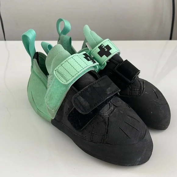 SO iLL Street LV climbing shoes womens size 7 37.5 but fits 5.5-6 - Picture 2 of 8
